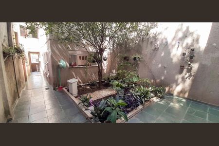 Casa à venda com 250m², 3 quartos e 2 vagasJardim