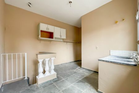 Área de Serviço de casa à venda com 3 quartos, 250m² em Vila Osasco, Osasco