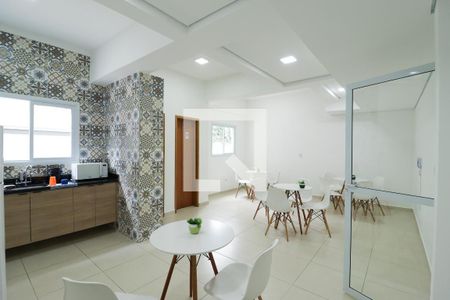 Apartamento para alugar com 40m², 2 quartos e sem vagaÁrea comum - Salão de festas