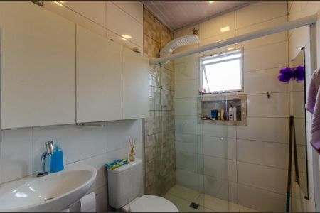 Casa à venda com 330m², 3 quartos e 2 vagas Casa à venda com 330m², 3 quartos e 2 vagasBanheiro - Casa 2