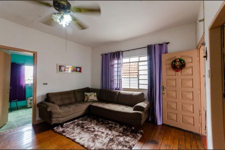 Casa à venda com 330m², 3 quartos e 2 vagas Casa à venda com 330m², 3 quartos e 2 vagasSala - Casa 1