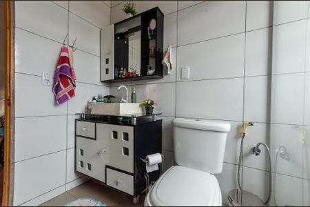 Casa à venda com 330m², 3 quartos e 2 vagas Casa à venda com 330m², 3 quartos e 2 vagasBanheiro - Casa 1