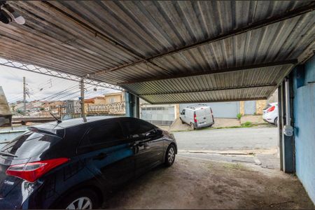 Casa à venda com 330m², 3 quartos e 2 vagas Casa à venda com 330m², 3 quartos e 2 vagasGaragem