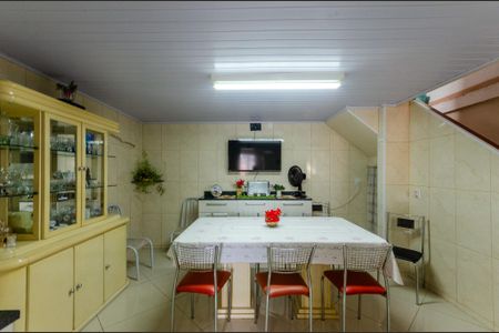 Casa à venda com 330m², 3 quartos e 2 vagas Casa à venda com 330m², 3 quartos e 2 vagasCozinha - Copa - Casa 1