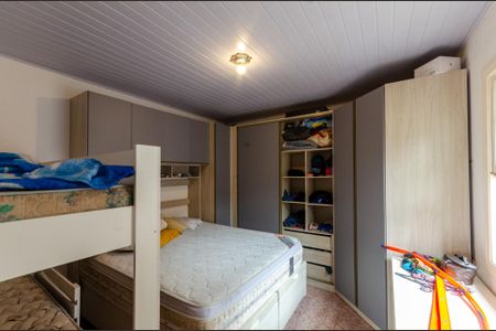 Casa à venda com 330m², 3 quartos e 2 vagas Casa à venda com 330m², 3 quartos e 2 vagasQuarto - Casa 2