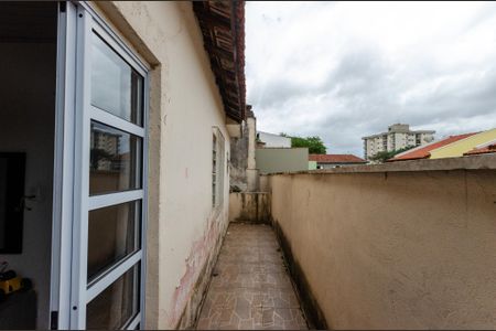 Casa à venda com 330m², 3 quartos e 2 vagas Casa à venda com 330m², 3 quartos e 2 vagasSala - Sacada - Casa 2