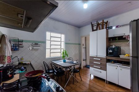 Casa à venda com 330m², 3 quartos e 2 vagas Casa à venda com 330m², 3 quartos e 2 vagasCozinha - Casa 2