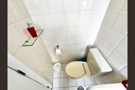 Apartamento para alugar com 220m², 3 quartos e 4 vagasBanheiro de serviço