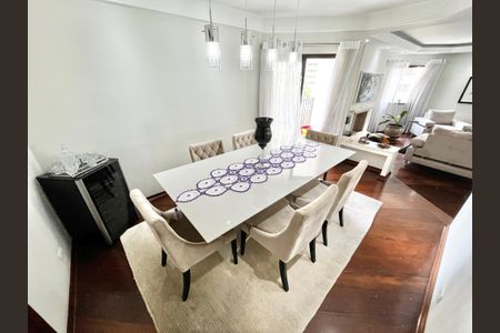 Apartamento para alugar com 220m², 3 quartos e 4 vagasSala de Jantar