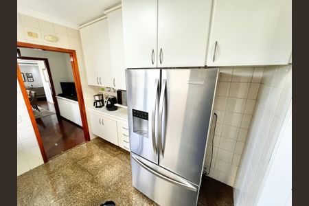 Apartamento para alugar com 220m², 3 quartos e 4 vagasCozinha
