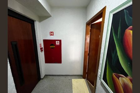 Apartamento para alugar com 220m², 3 quartos e 4 vagasHall de entrada de Serviço