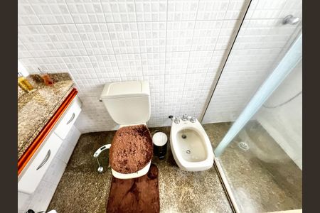 Apartamento para alugar com 220m², 3 quartos e 4 vagasBanheiro da Suíte 2