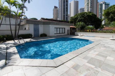 Apartamento para alugar com 220m², 3 quartos e 4 vagasÁrea comum - Piscina