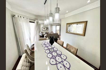 Apartamento para alugar com 220m², 3 quartos e 4 vagasSala de Jantar