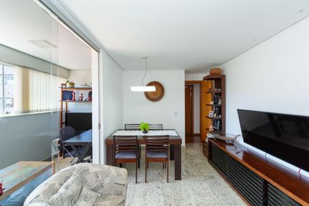 SALA de apartamento à venda com 3 quartos, 72m² em Serra, Belo Horizonte