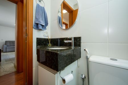 Apartamento à venda com 72m², 3 quartos e 2 vagasBANHEIRO2