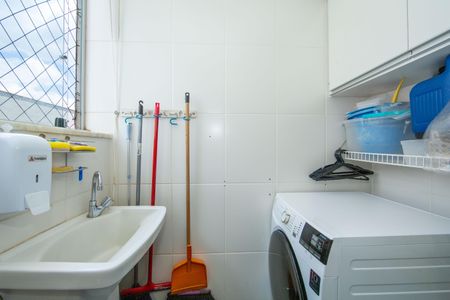 Apartamento à venda com 72m², 3 quartos e 2 vagasAREA DE SERVICO