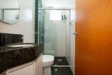 Apartamento à venda com 72m², 3 quartos e 2 vagasBANHEIRO2