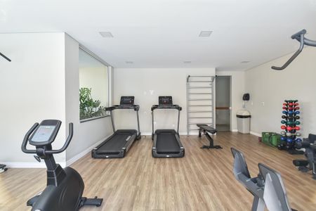 Apartamento à venda com 94m², 3 quartos e 2 vagas Apartamento à venda com 94m², 3 quartos e 2 vagasÁrea comum - Academia