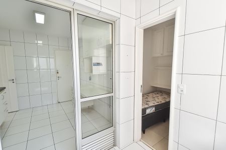 Apartamento à venda com 94m², 3 quartos e 2 vagasÁrea de serviço
