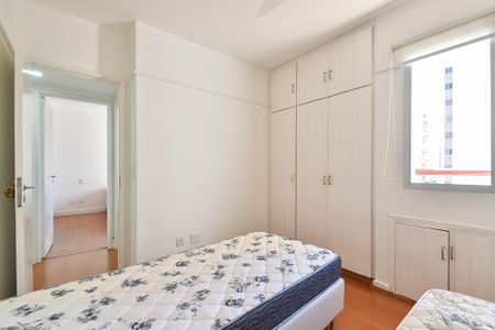 Apartamento à venda com 94m², 3 quartos e 2 vagas Apartamento à venda com 94m², 3 quartos e 2 vagasQuarto 2