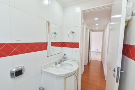 Apartamento à venda com 94m², 3 quartos e 2 vagasBanheiro