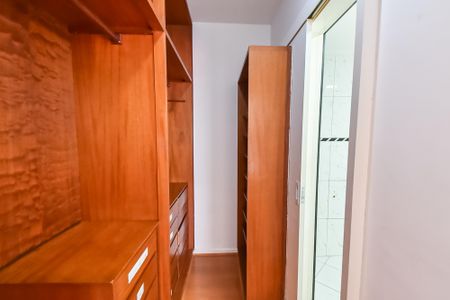 Apartamento à venda com 94m², 3 quartos e 2 vagasCloset da suíte