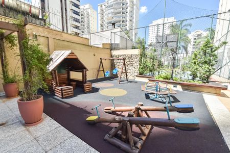 Apartamento à venda com 94m², 3 quartos e 2 vagasÁrea comum - Playground