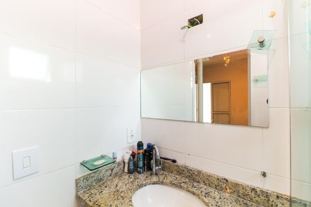 Casa de condomínio à venda com 117m², 2 quartos e 1 vagaBanheiro da Suíte 1