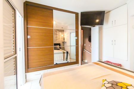 Casa de condomínio à venda com 117m², 2 quartos e 1 vagaSuíte 1