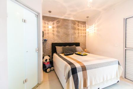 Casa de condomínio à venda com 117m², 2 quartos e 1 vagaSuíte 1