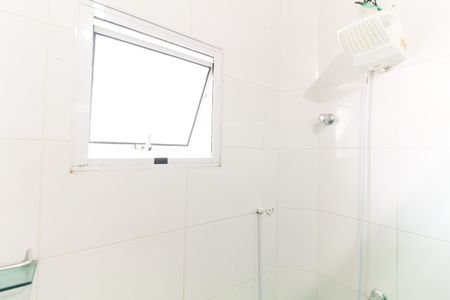 Casa de condomínio à venda com 117m², 2 quartos e 1 vagaBanheiro da Suíte 2