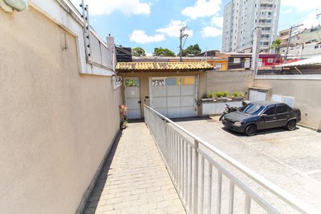 Casa de condomínio à venda com 117m², 2 quartos e 1 vagaEntrada