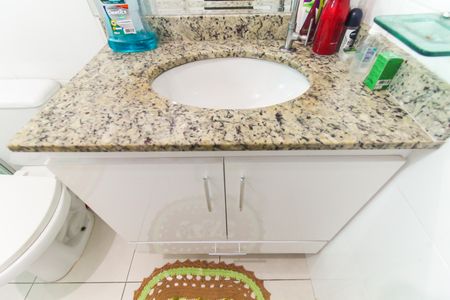 Casa de condomínio à venda com 117m², 2 quartos e 1 vagaBanheiro da Suíte 2