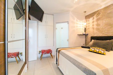 Casa de condomínio à venda com 117m², 2 quartos e 1 vagaSuíte 1