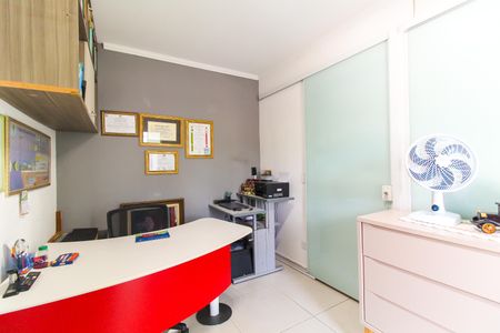 Casa de condomínio à venda com 117m², 2 quartos e 1 vagaSuíte 2