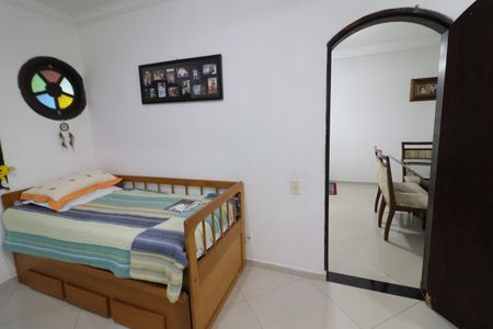 Casa à venda com 300m², 3 quartos e 2 vagasSuíte 1