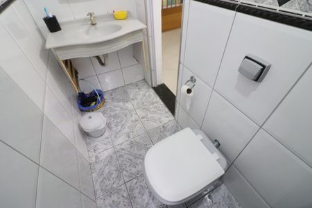 Casa à venda com 300m², 3 quartos e 2 vagasBanheiro da Suíte 1
