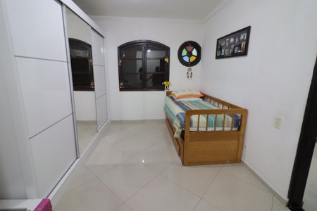 Casa à venda com 300m², 3 quartos e 2 vagasSuíte 1