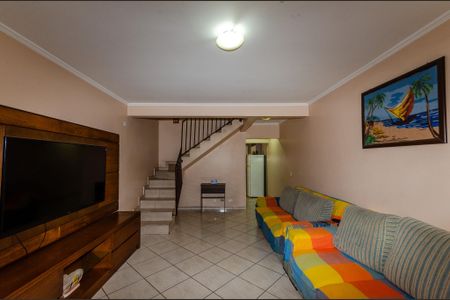 Sala de casa à venda com 4 quartos, 160m² em Jardim Peri, São Paulo