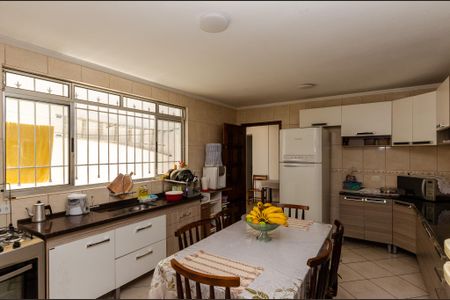 Casa à venda com 160m², 4 quartos e 2 vagasCozinha