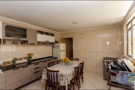 Casa à venda com 160m², 4 quartos e 2 vagasCozinha