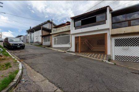 Casa à venda com 160m², 4 quartos e 2 vagasFachada