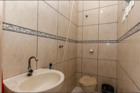 Casa à venda com 160m², 4 quartos e 2 vagasEdícula - Banheiro