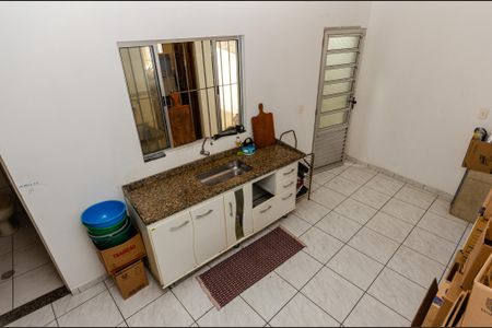 Casa à venda com 160m², 4 quartos e 2 vagasEdícula - Cozinha