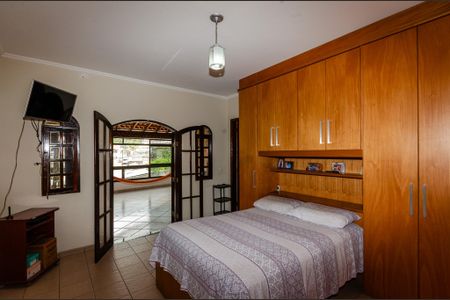 Casa à venda com 160m², 4 quartos e 2 vagasSuíte 