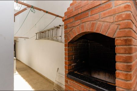 Casa à venda com 160m², 4 quartos e 2 vagasChurrasqueira