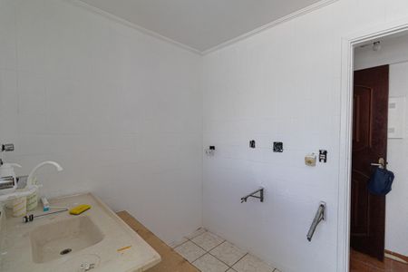 Apartamento para alugar com 47m², 2 quartos e 1 vaga Apartamento para alugar com 47m², 2 quartos e 1 vagaCozinha e Área de Serviço