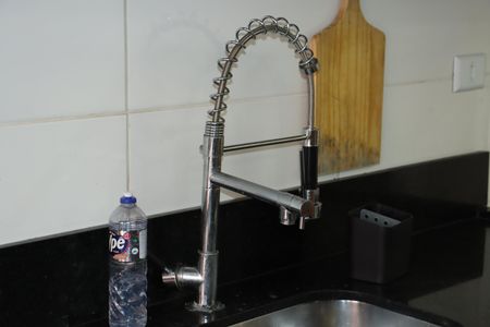 Apartamento para alugar com 2 quartos, 52m² em Jardim Mimas, Embu das Artes