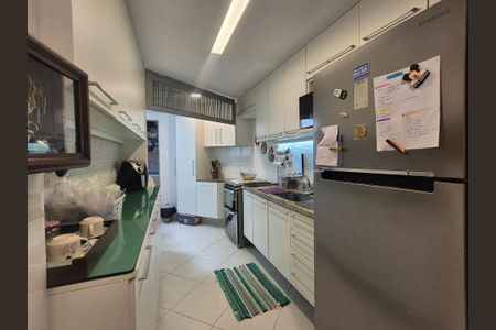 Apartamento à venda com 114m², 2 quartos e 2 vagas Apartamento à venda com 114m², 2 quartos e 2 vagasCozinha